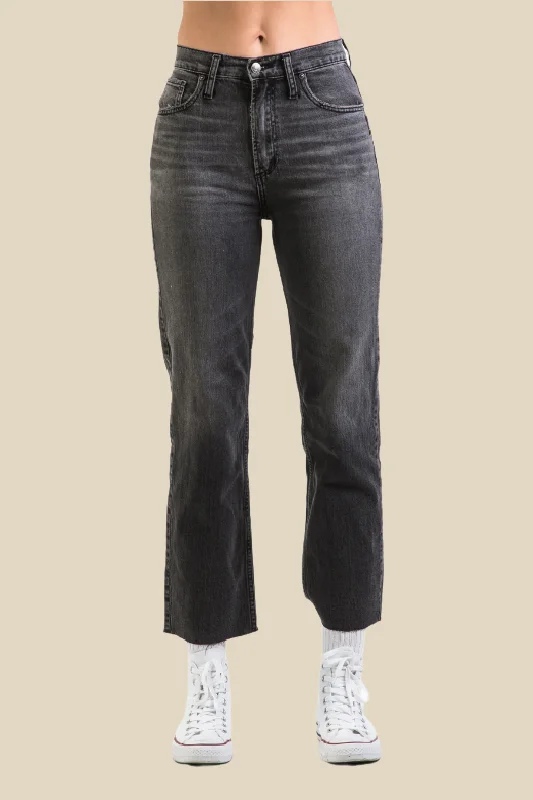 Easy Chic Highly Desirable Straight Jean
