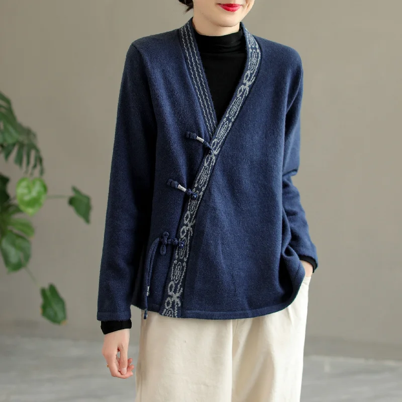 Women Retro Embroidered Knitted Asymmetric Front Coat