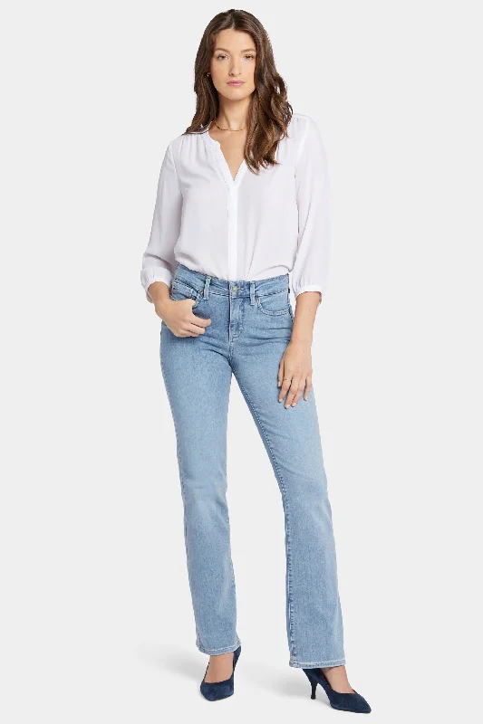 Blake Slim Flared Jeans In Petite - Haley