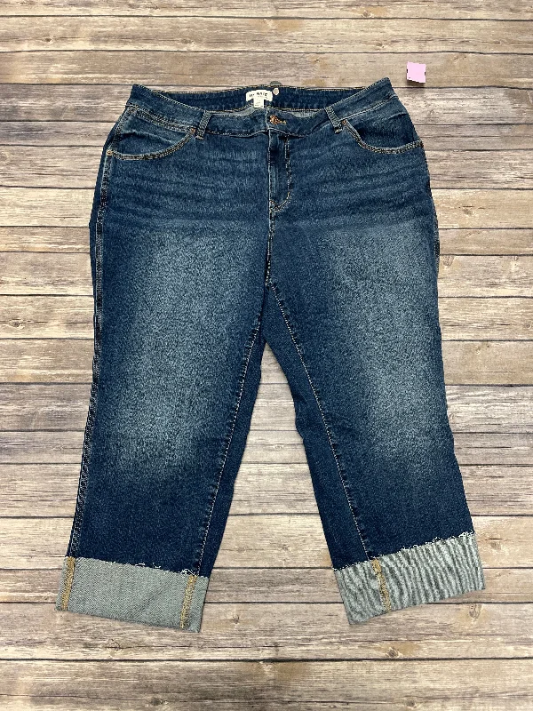 Jeans Cropped By Maurices In Blue Denim, Size: 20