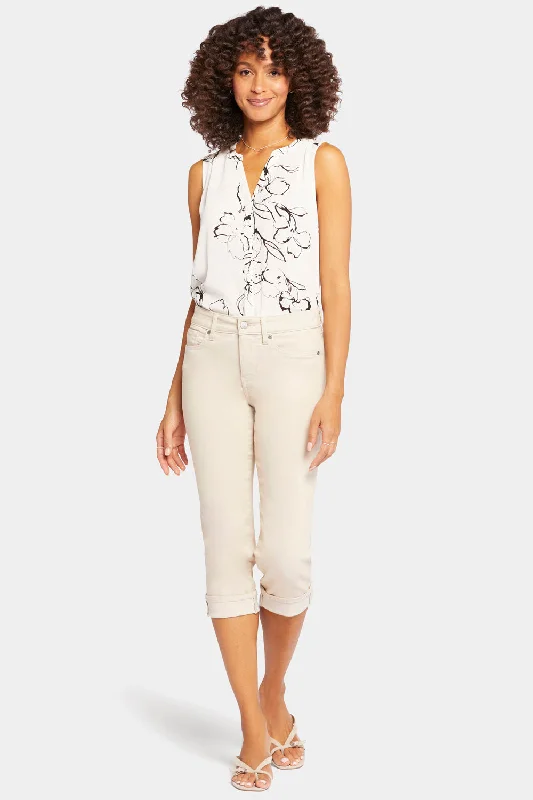 Marilyn Straight Crop Jeans In Petite - Feather