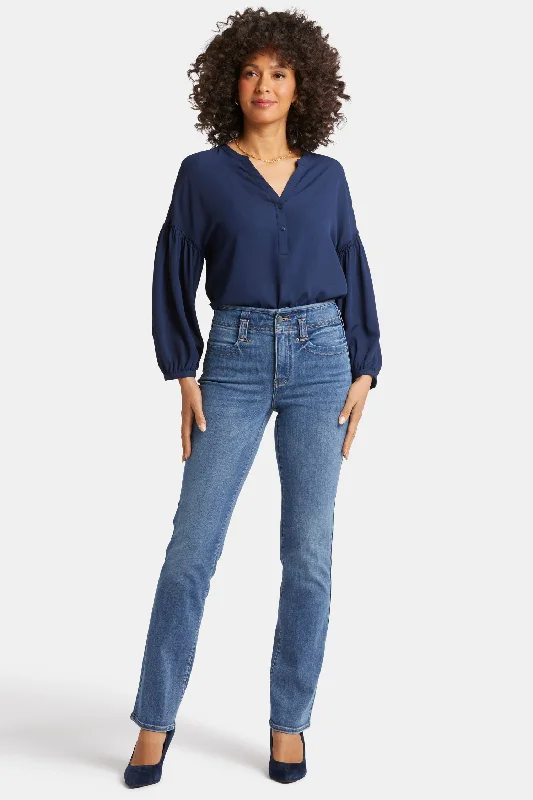 Marilyn Straight Jeans In Petite - Clear Brook