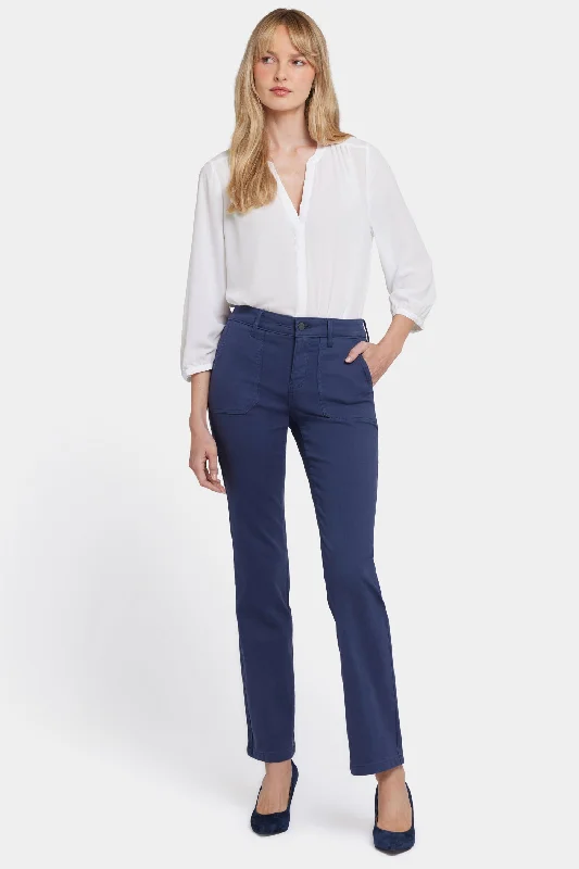 Marilyn Straight Jeans In Petite - Starless Sky