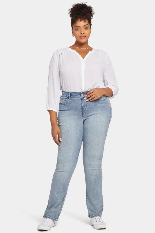 Marilyn Straight Jeans In Plus Size - Thistle Falls