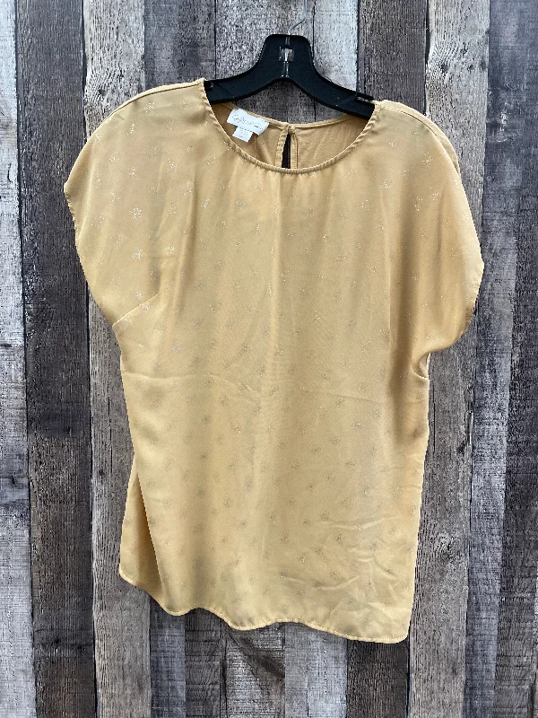 Top Short Sleeve By Jaclyn Smith In Gold, Size: S